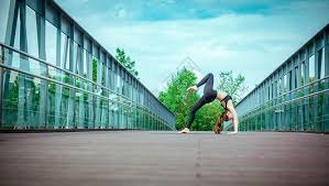 全尤文：为更好续租穆阿尼，尤文可能放弃与巴黎争夺卢克曼